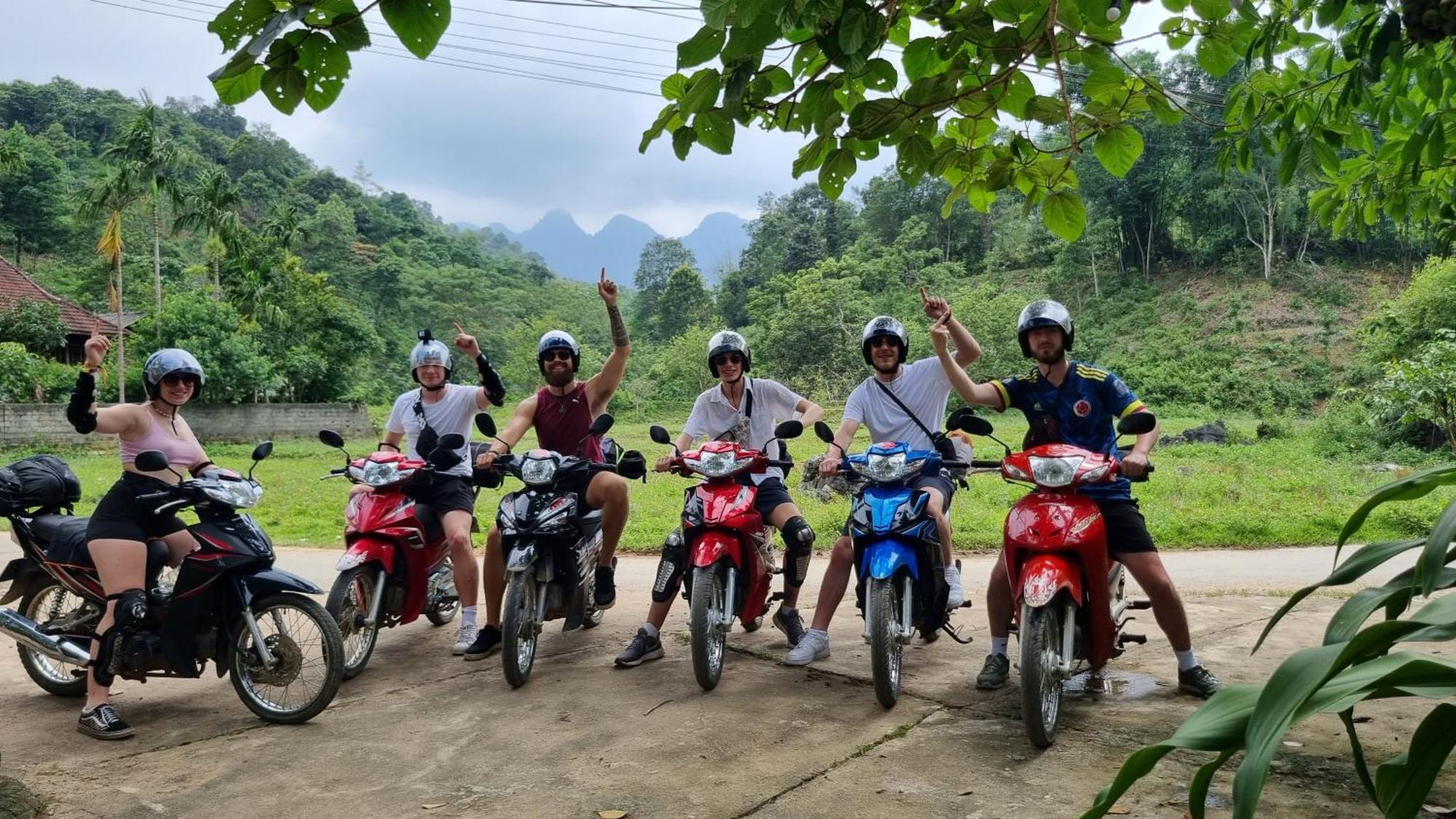 NoMadders Ha Giang Hostel Buitenkant foto